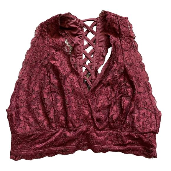 Red Altar’d State Lace Bralette- large - Picture 1 of 3